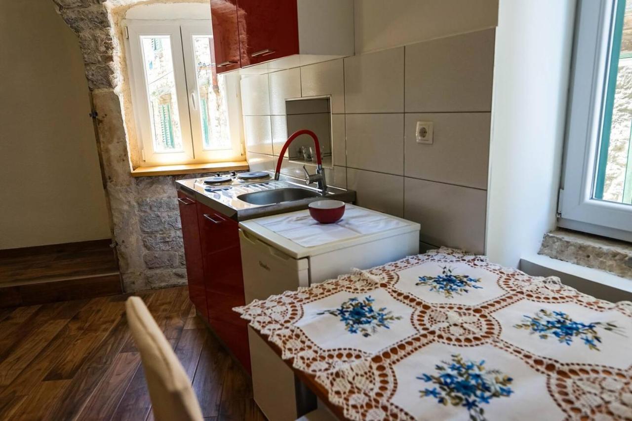 Studio Apartment In The Old City Of Šibenik Exterior foto